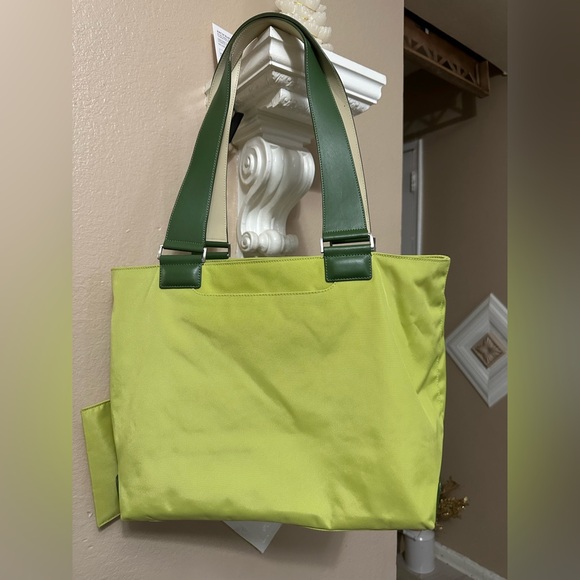Tumi Green Tote Bag excellent condition - Picture 6 of 17